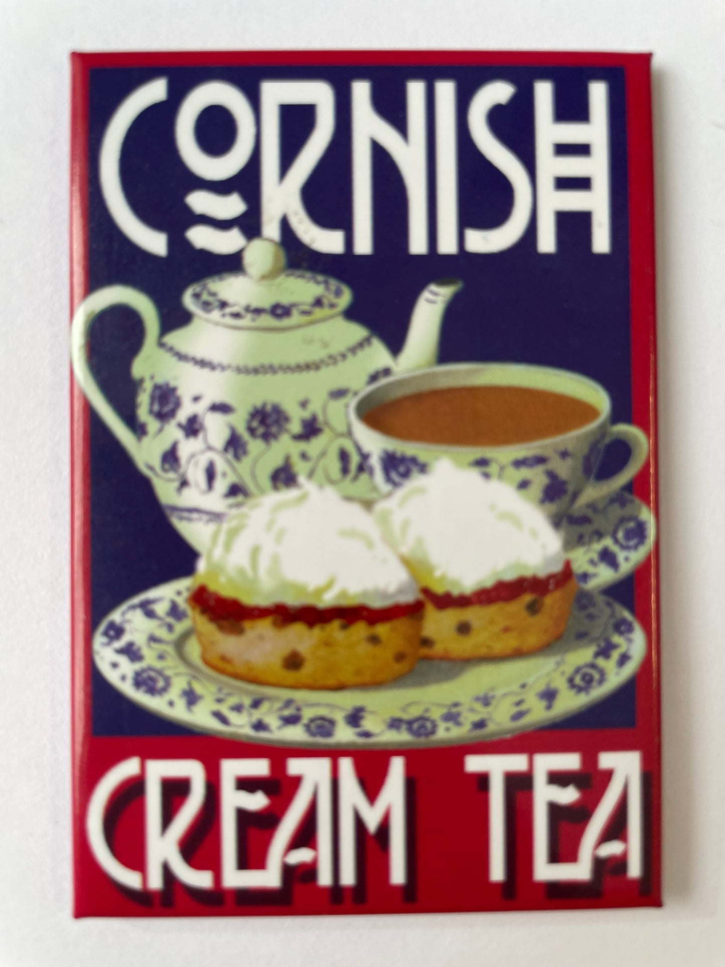 Cornish shortbread with a Cornish fridge magnet of your choice mini gift box