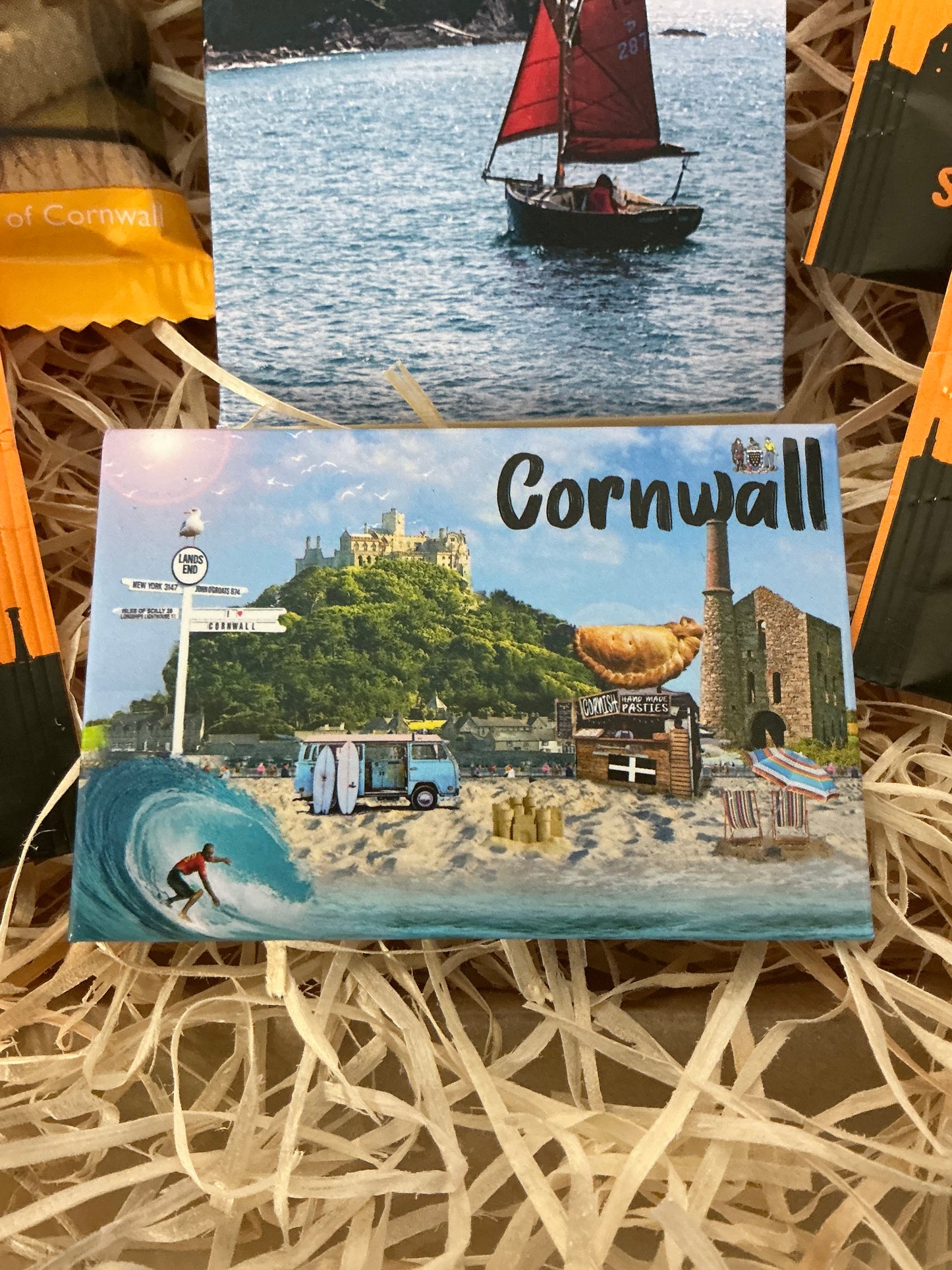 Cornish cream tea with a chocolate twist! Includes a Cornwall landmarks fridge magnet