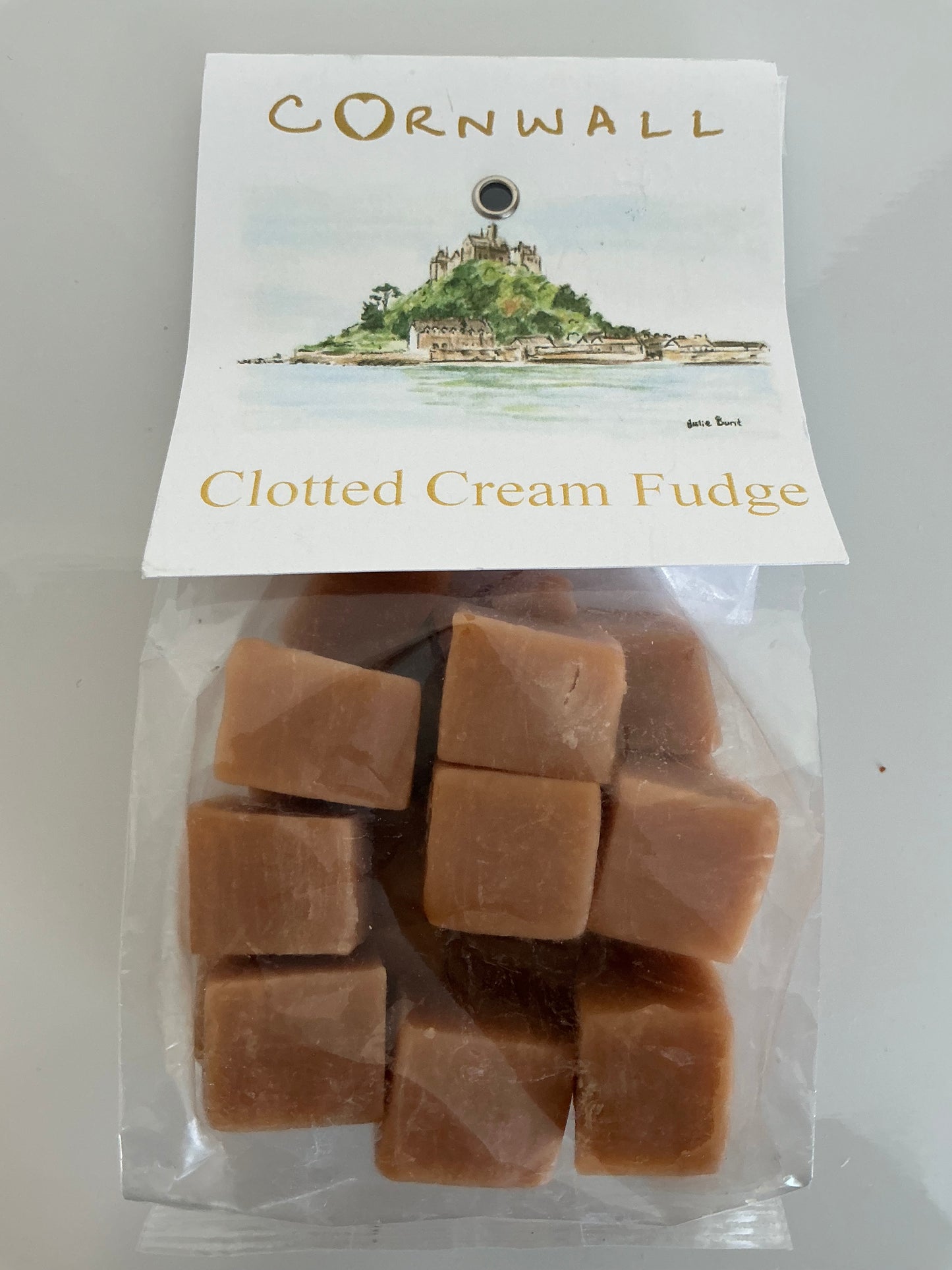 Cornish clotted cream fudge 150g with tea or coffee and personalised Cornwall postcard