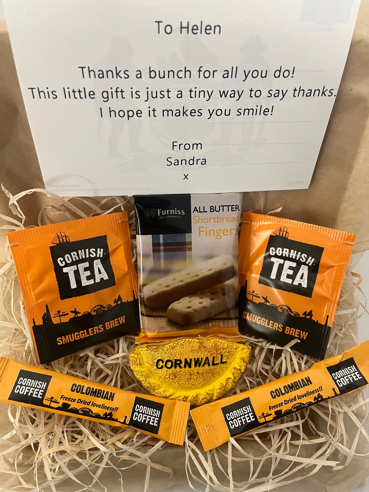 Cornish shortbread with a Cornish fridge magnet of your choice mini gift box